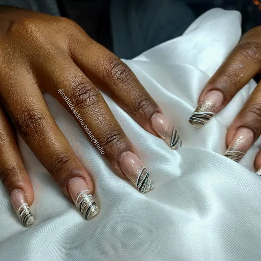 catia desiderio beauty studio – unhas de gel – manicure (17)